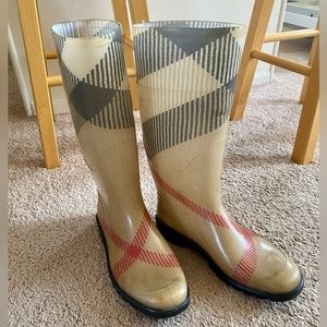 Burberry Rainboots